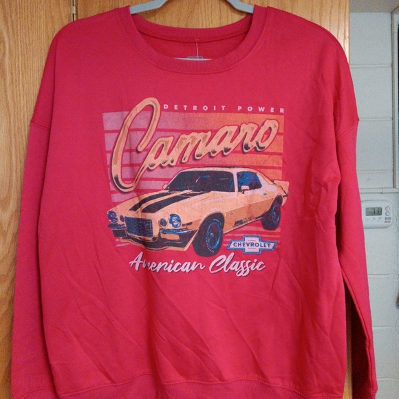 Graphic Pullover - Picture 1 of 2